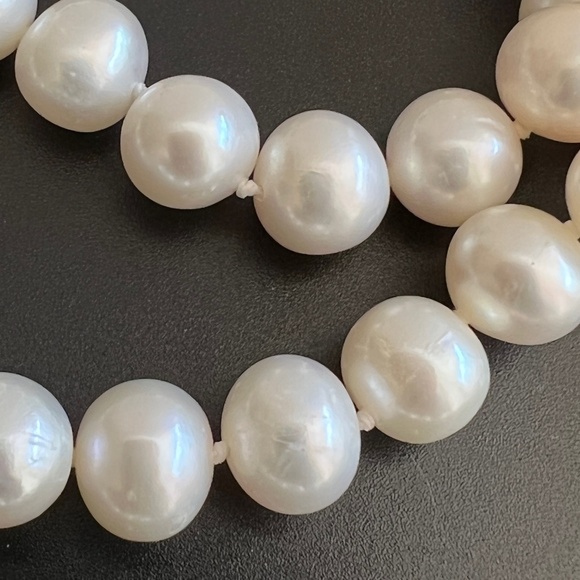 Belle de Mer Cultured Fresh Water Pearls --Triple Strand Necklace - Picture 4 of 4